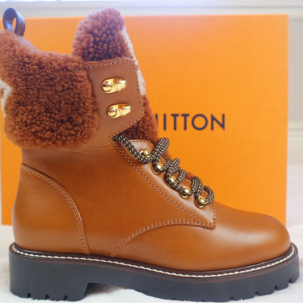 Louis Vuitton Territory Shearling Flat Ranger Boots - Picture 5 of 16